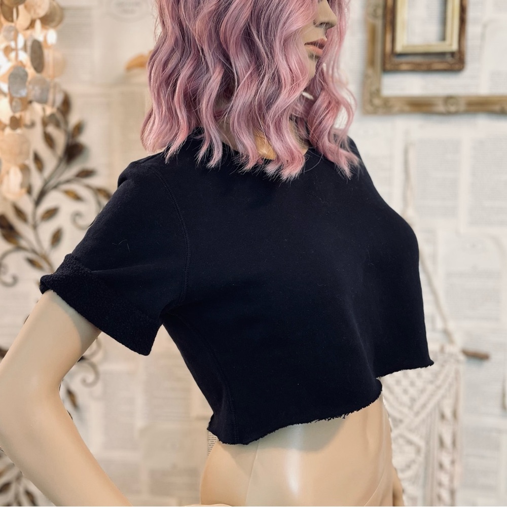 Tek Gear Raw Hem Crop